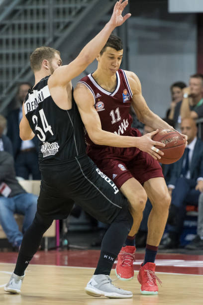 恩波利全队 恩波利全队