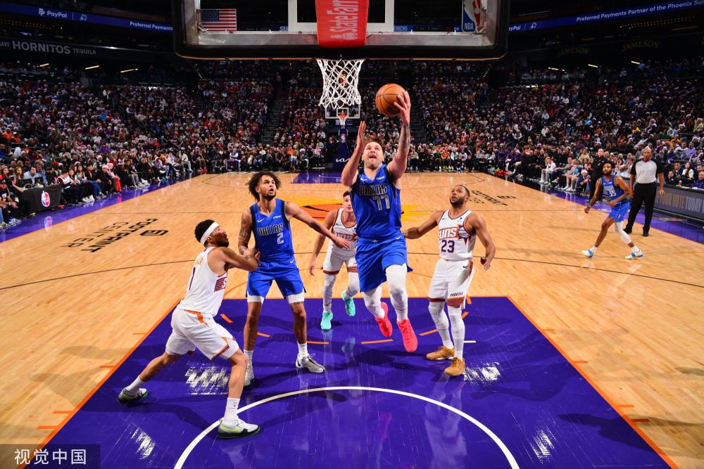 占据上风 占据上风